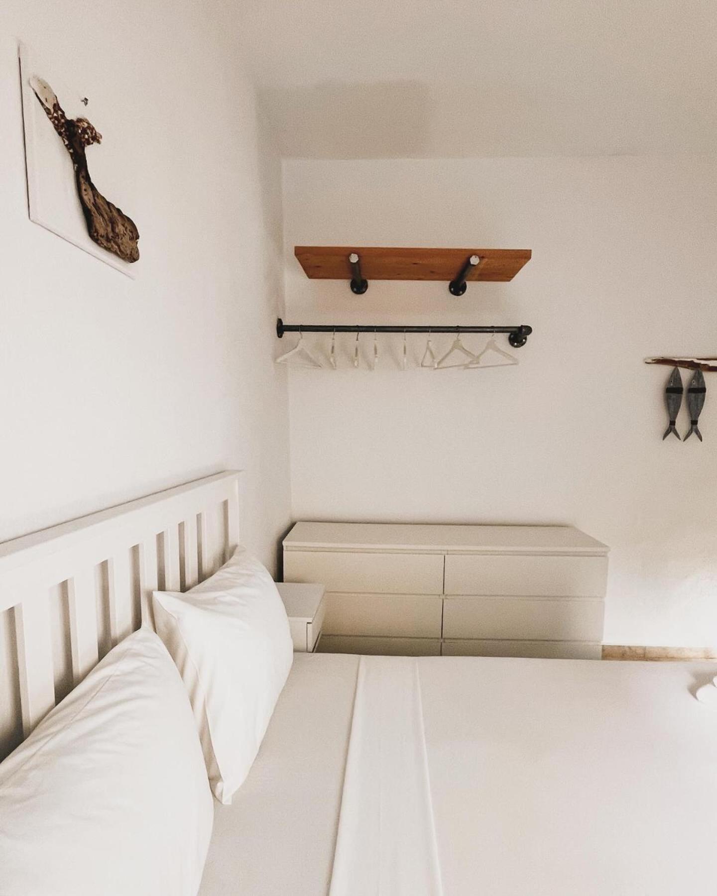Lucy'S Guest House Скиатос Экстерьер фото