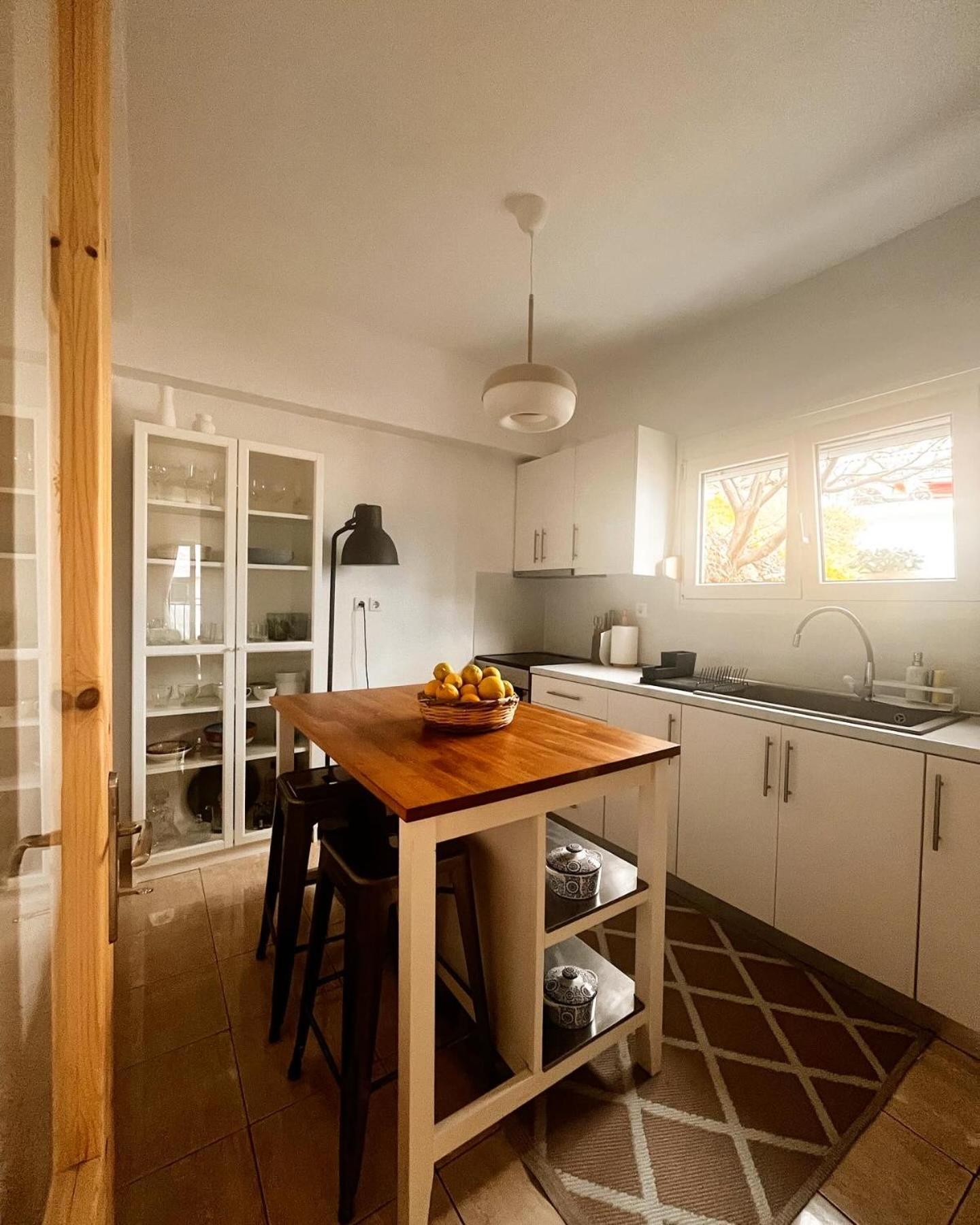 Lucy'S Guest House Скиатос Экстерьер фото
