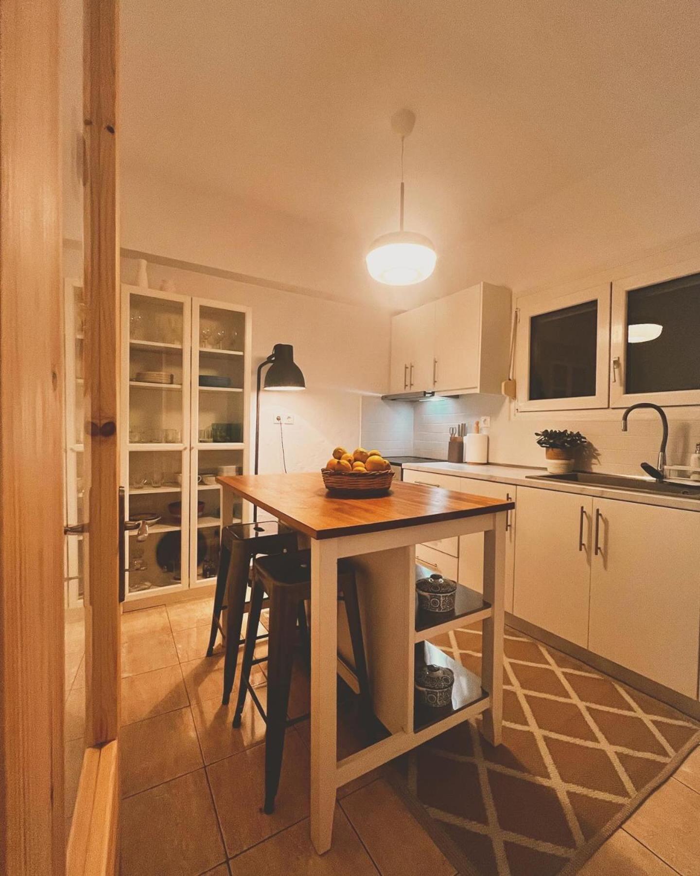 Lucy'S Guest House Скиатос Экстерьер фото